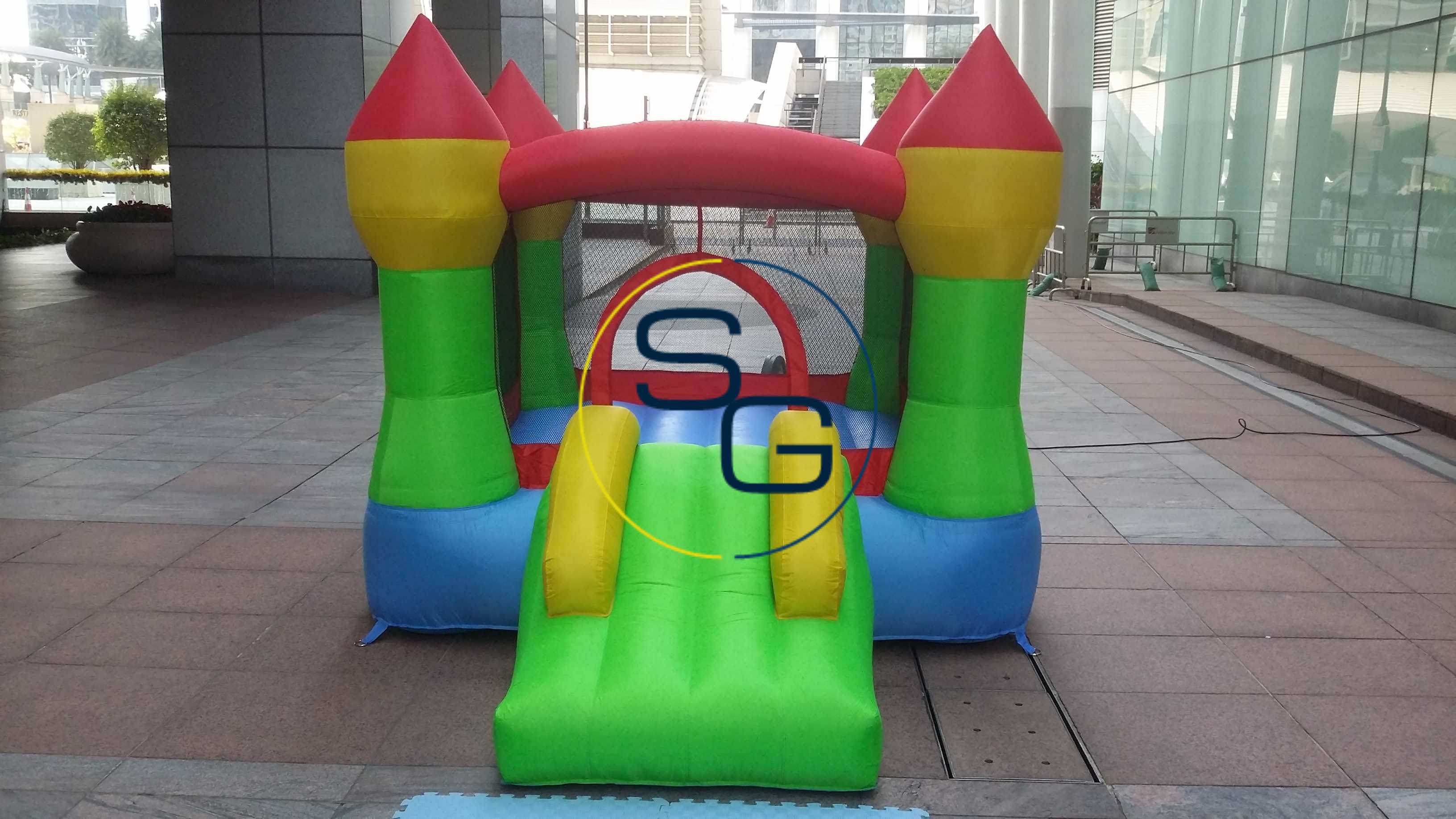 mini-bouncy-slide2.jpg